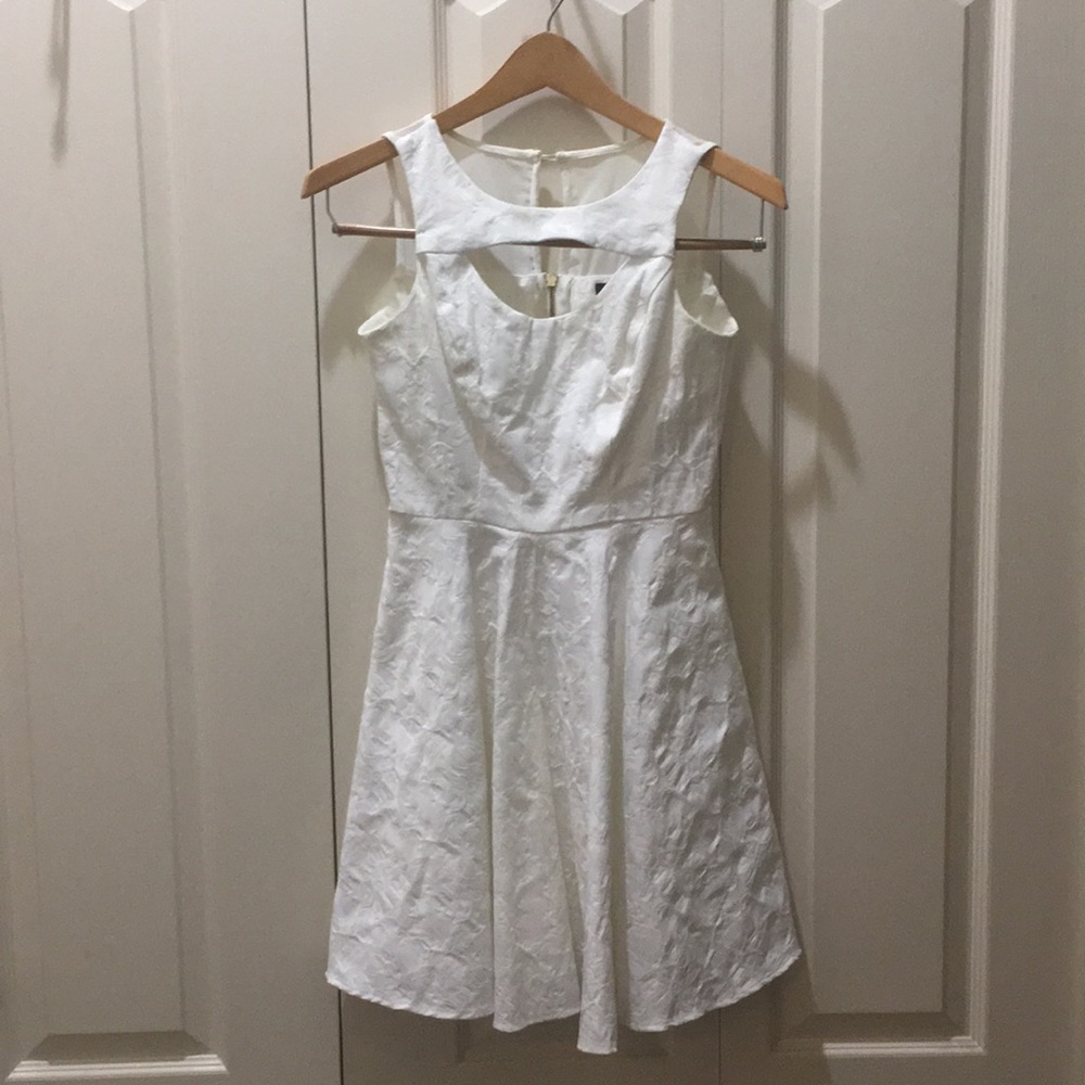 XOXO White Floral Dress